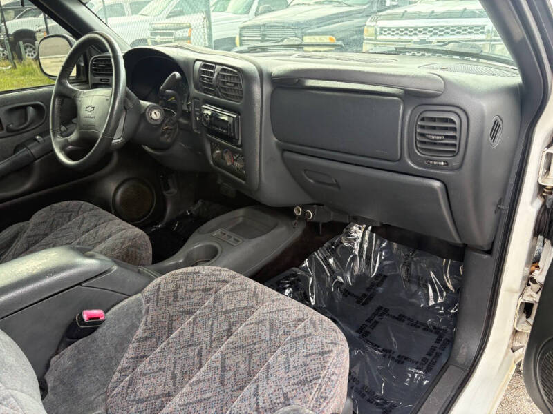 1998 Chevrolet S-10 LS