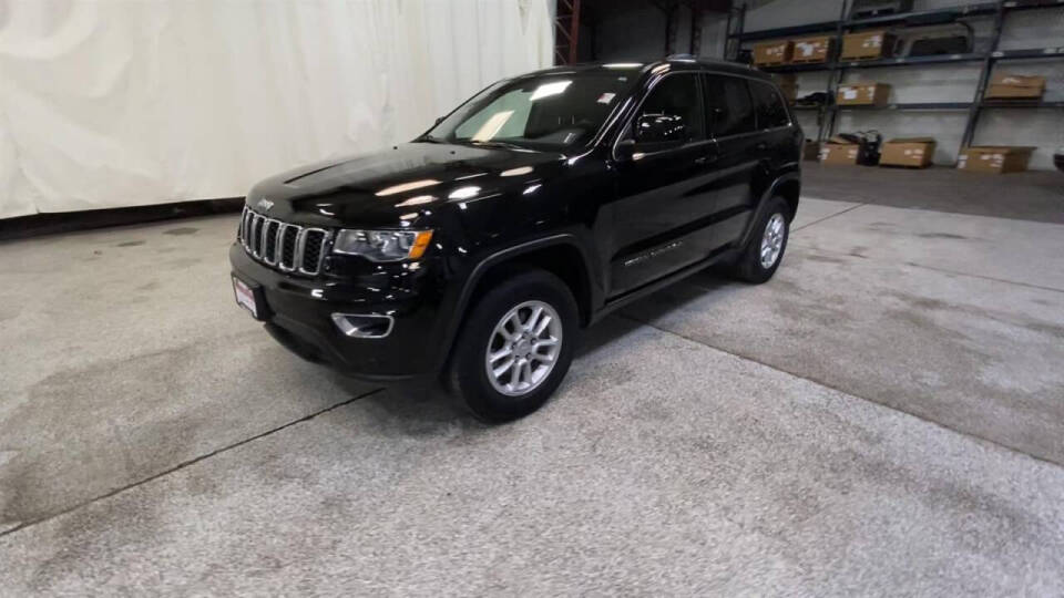 2020 Jeep Grand Cherokee for sale at Victoria Auto Sales in Victoria, MN