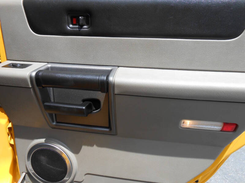 2003 HUMMER H2