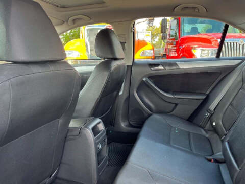 2012 Volkswagen Jetta