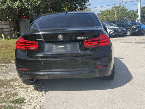 2017 BMW 3 Series 320i xDrive