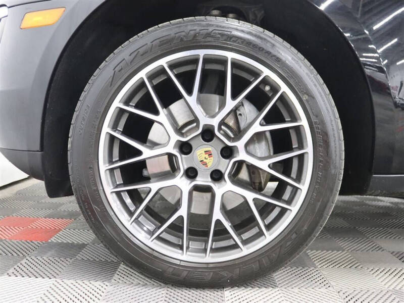 2018 Porsche Macan