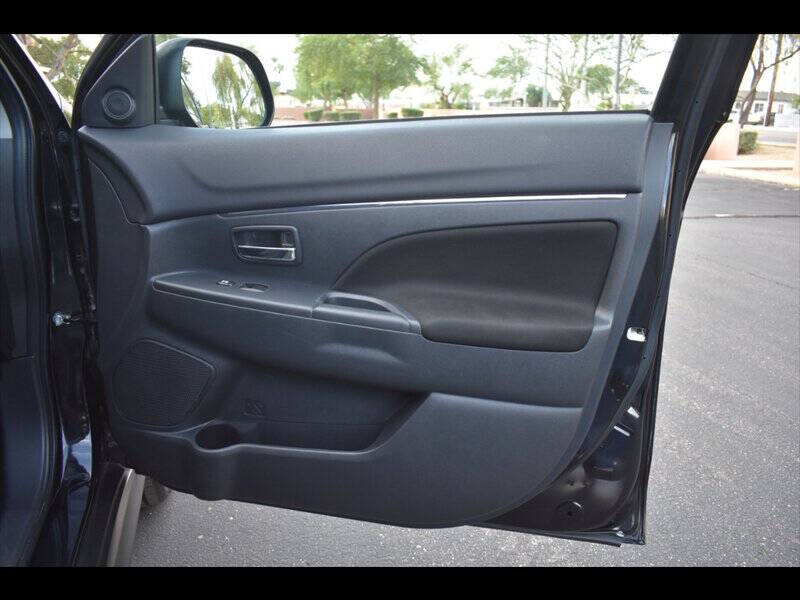 2022 Mitsubishi Outlander Sport LE