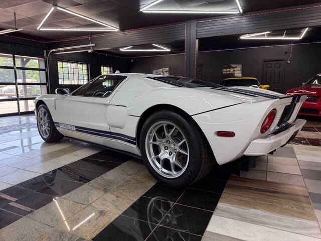 2005 Ford GT