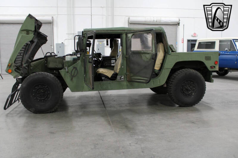 1992 AM General M998 Humvee
