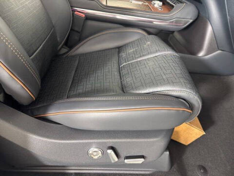 2025 Lincoln Navigator Black Label