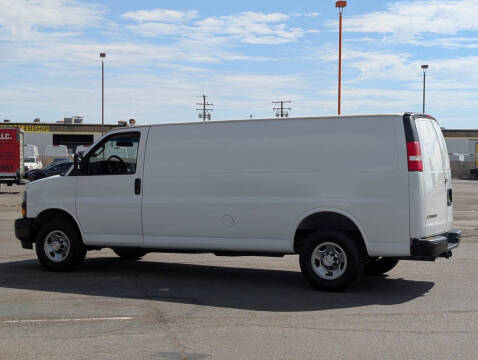 2021 Chevrolet Express 2500