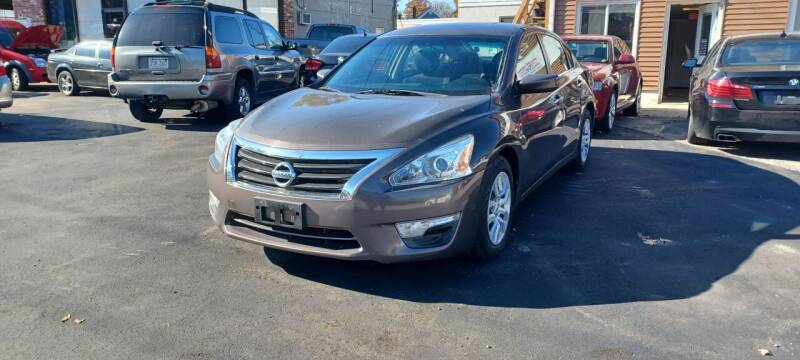 2013 Nissan Altima for sale at Reliable Motors in Seekonk MA