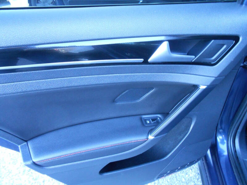 2015 Volkswagen Golf GTI S