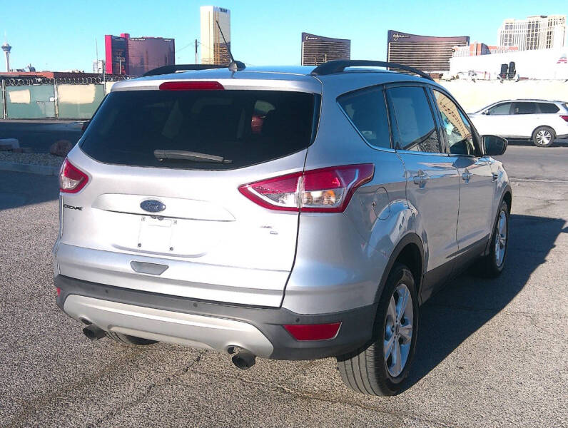 2016 Ford Escape SE