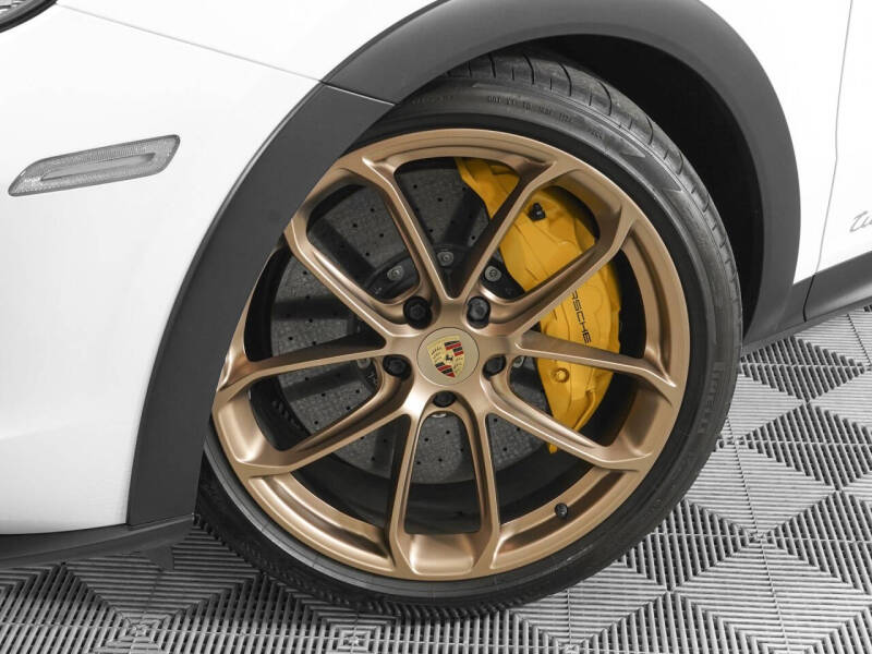 2023 Porsche Cayenne Turbo GT