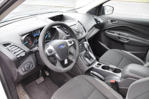 2016 Ford Escape S