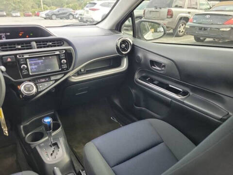 2016 Toyota Prius c Two