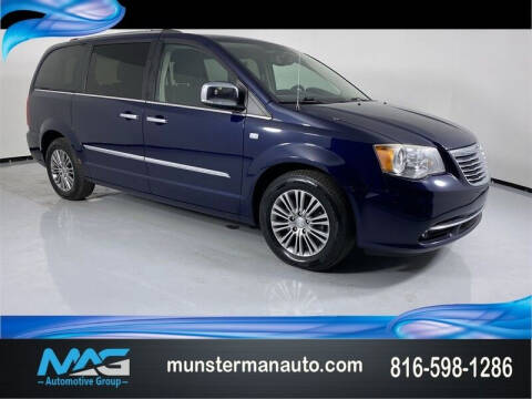2014 Chrysler Town and Country for sale at Munsterman Automotive Group in Blue Springs MO