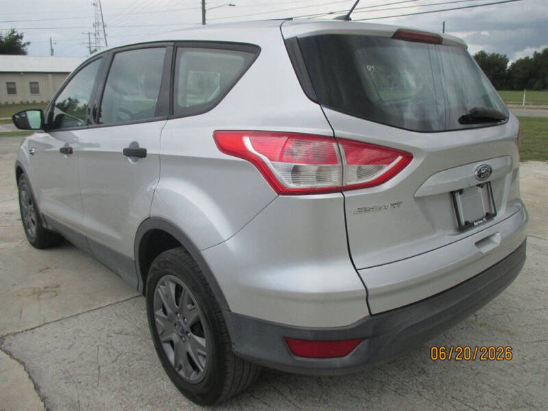2016 Ford Escape S