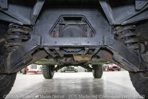 2001 AM General Hummer