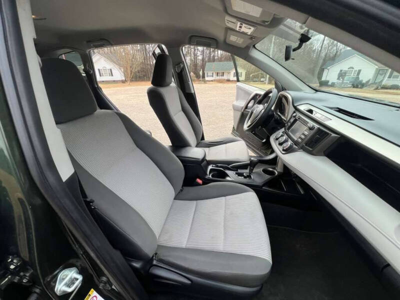 2013 Toyota RAV4 LE