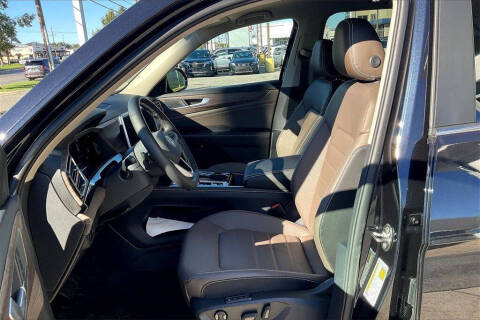 2025 Volkswagen Atlas SEL 4Motion