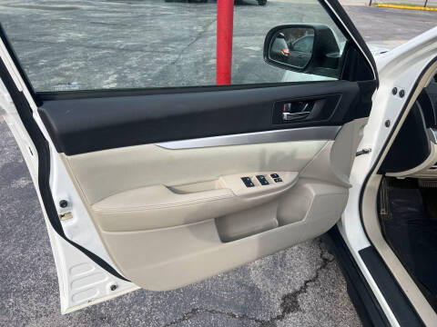 2013 Subaru Outback 2.5i Premium