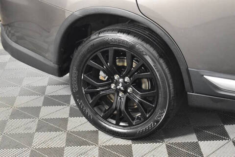 2018 Mitsubishi Outlander ES