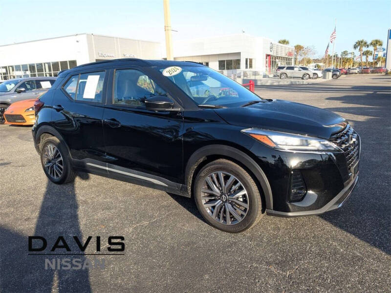 2024 Nissan Kicks SR