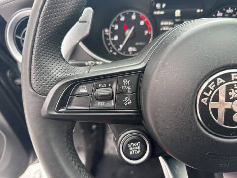 2023 Alfa Romeo Stelvio Veloce