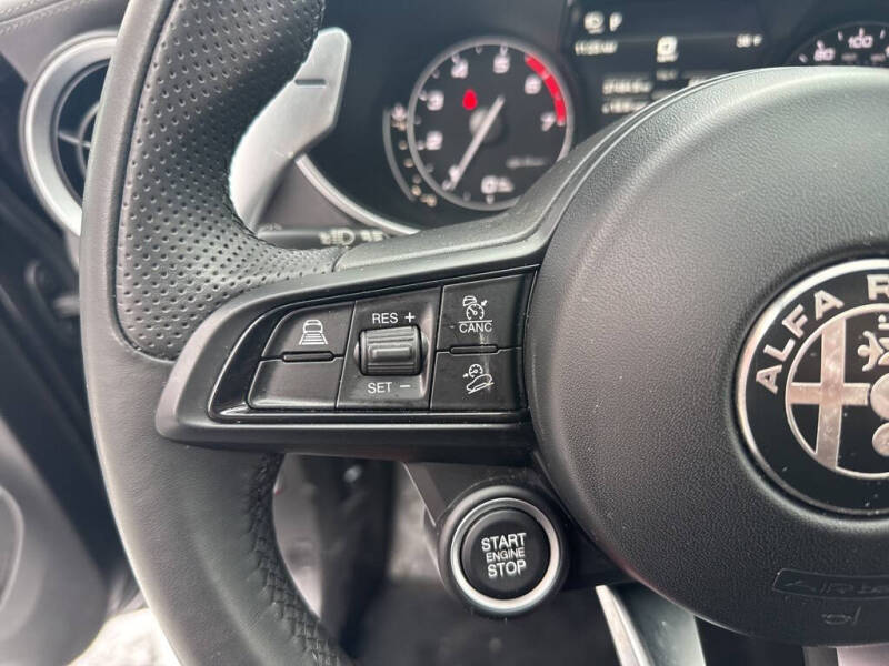 2023 Alfa Romeo Stelvio Veloce