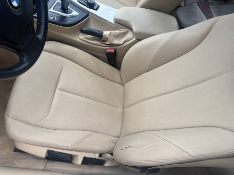 2014 BMW 3 Series 320i