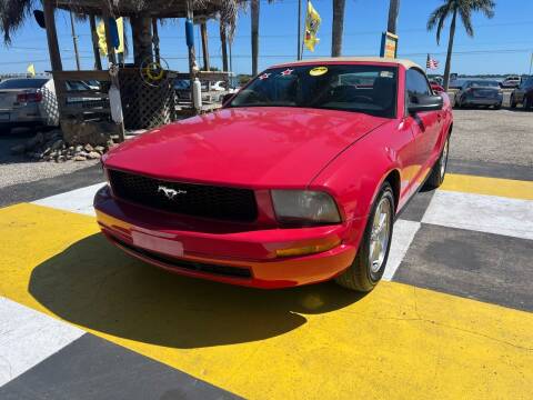 2006 Ford Mustang for sale at D&S Auto Sales, Inc in Melbourne FL