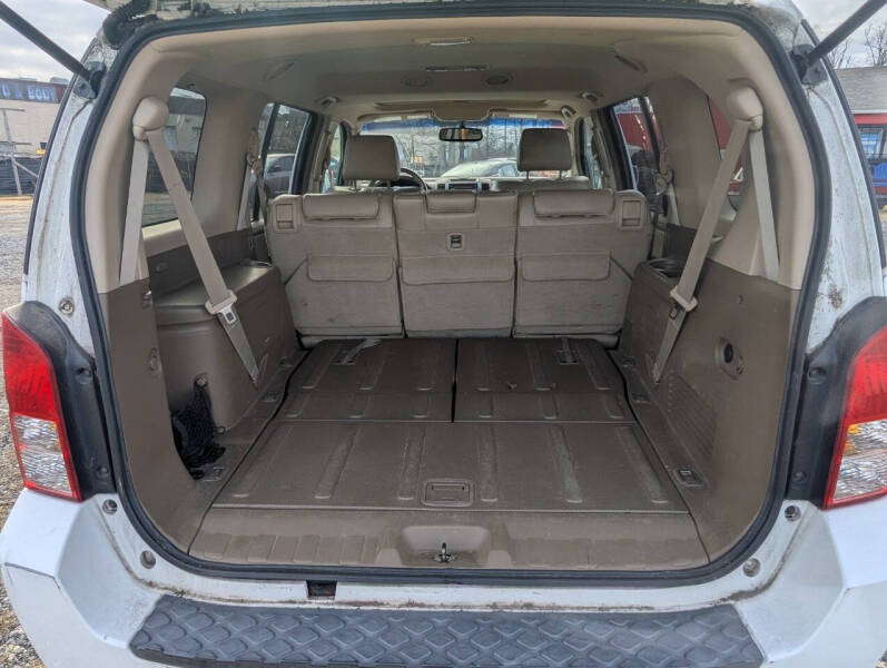 2006 Nissan Pathfinder SE