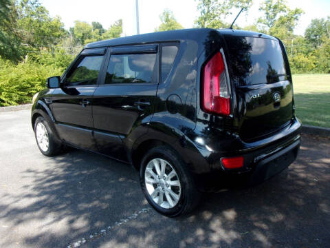 2012 Kia Soul +
