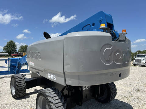 2017 Genie 65' Manlift