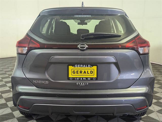 2025 Nissan Kicks Play S