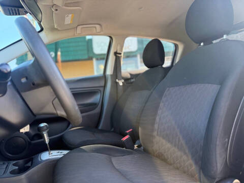 2022 Mitsubishi Mirage ES