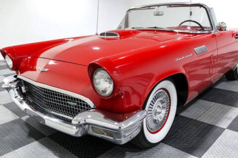 1957 Ford Thunderbird