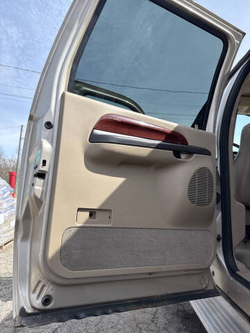 2005 Ford Excursion Limited