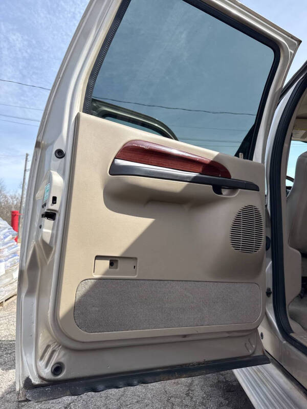 2005 Ford Excursion Limited