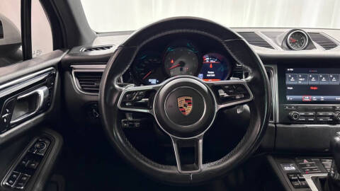 2017 Porsche Macan S