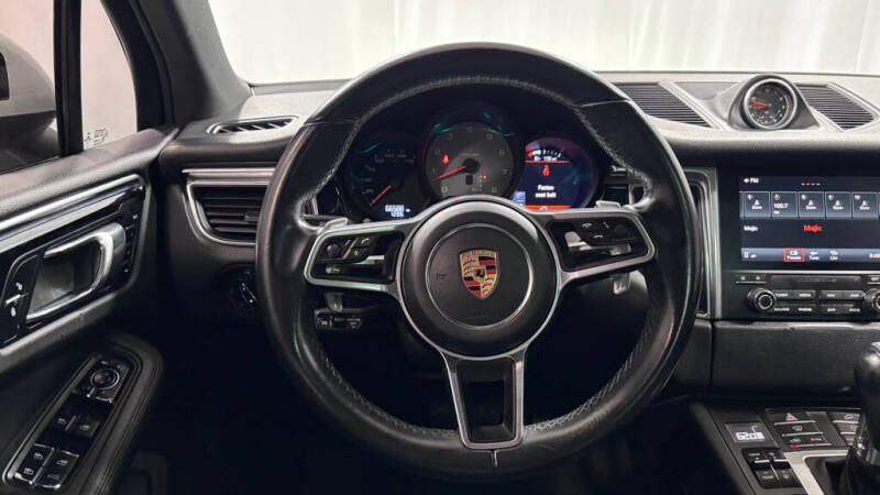 2017 Porsche Macan S