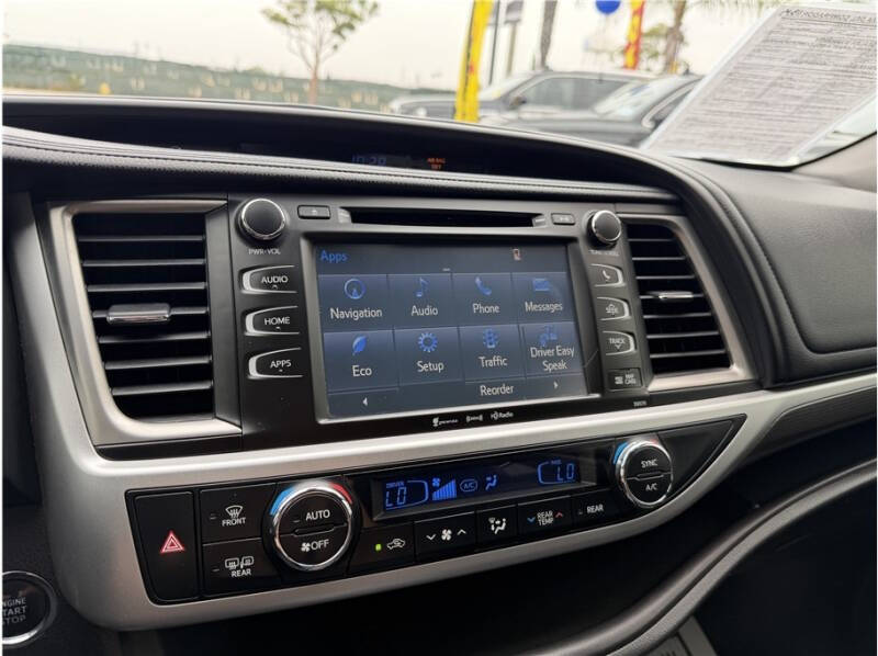 2017 Toyota Highlander
