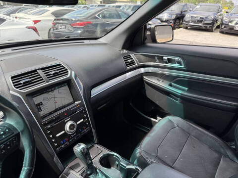 2016 Ford Explorer Sport