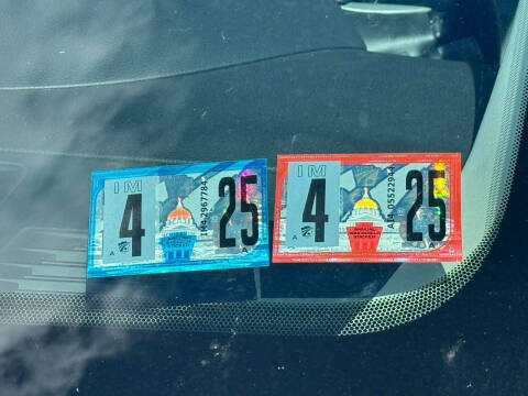 2011 Volkswagen Routan SE