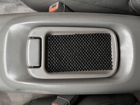 1999 Chevrolet Suburban C2500 LS