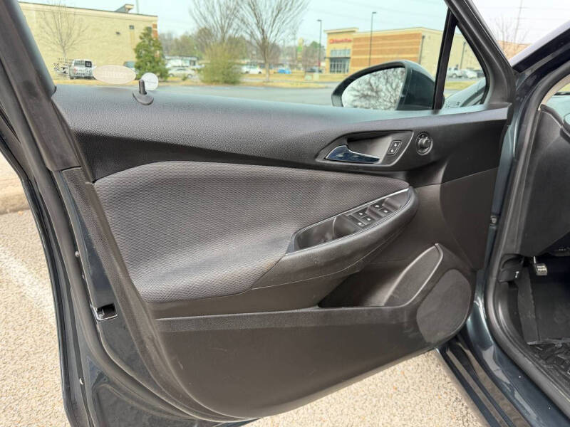 2017 Chevrolet Cruze LT Auto