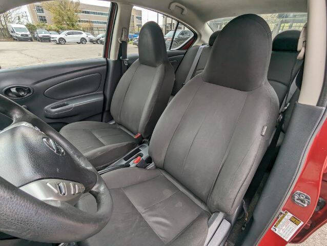 2017 Nissan Versa 1.6 S Plus