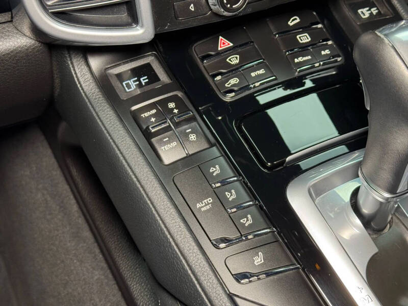 2014 Porsche Cayenne