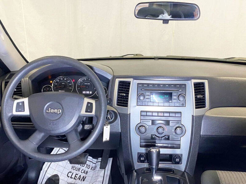 2009 Jeep Grand Cherokee Laredo