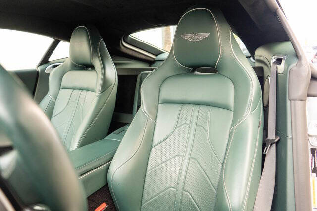 2025 Aston Martin Vantage