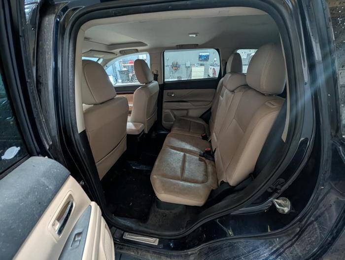 2015 Mitsubishi Outlander SE