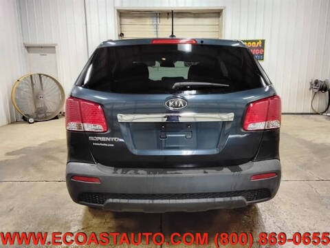 2011 Kia Sorento LX